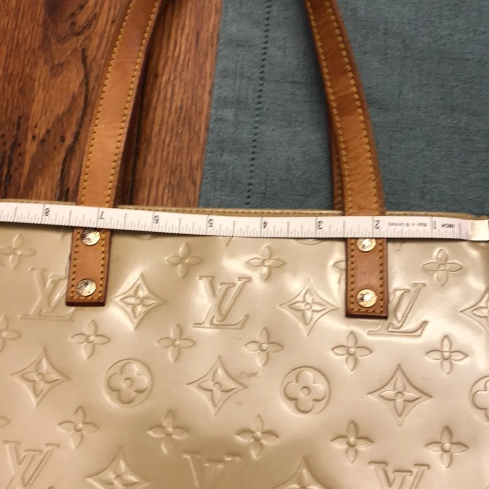 Louis Vuitton Monogram Vernis Yellow Leather Tote - Picture 11 of 12